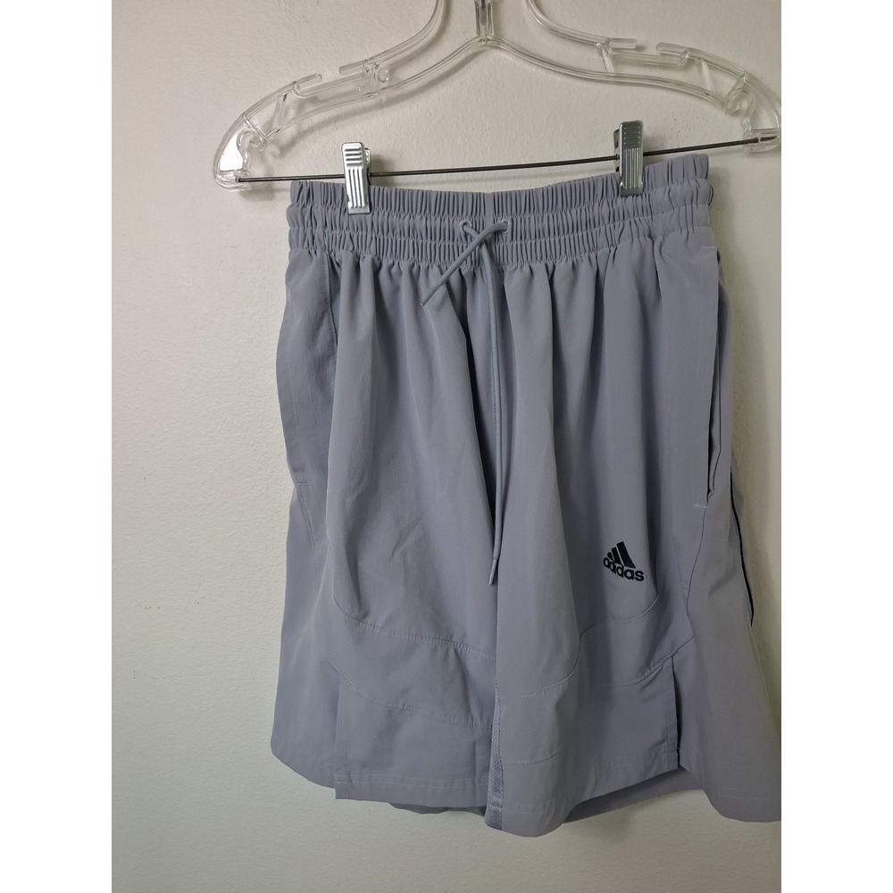 Adidas Shorts Men's Size M Grey Aeroready Running Gym Moisture Wicking Sports